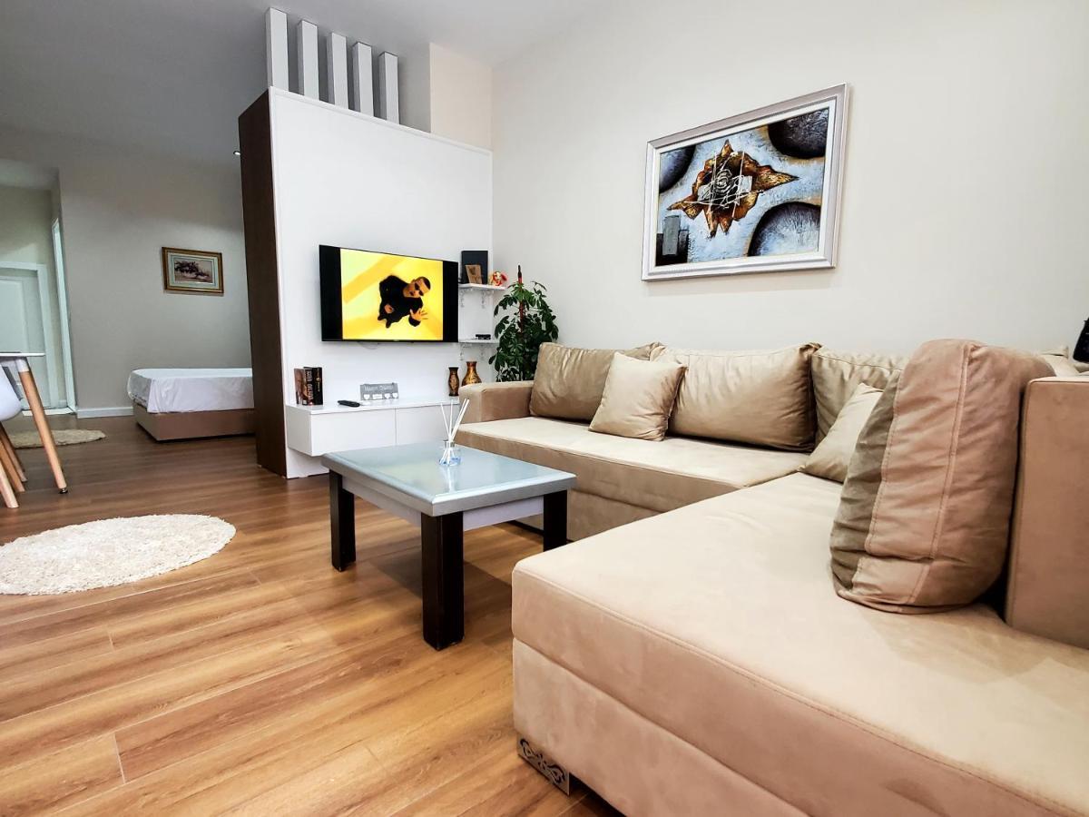 Armando'S House Durres Apartment Bagian luar foto