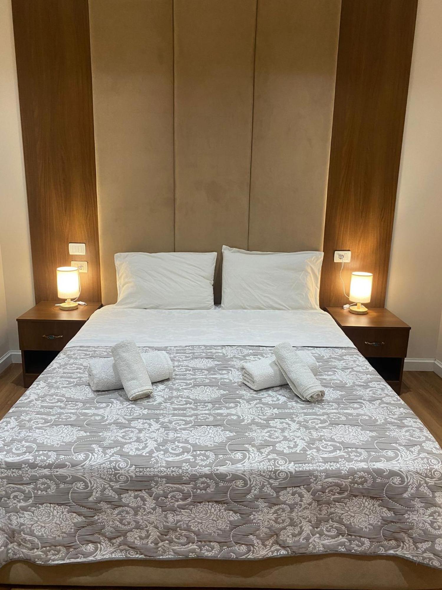 Armando'S House Durres Apartment Bagian luar foto